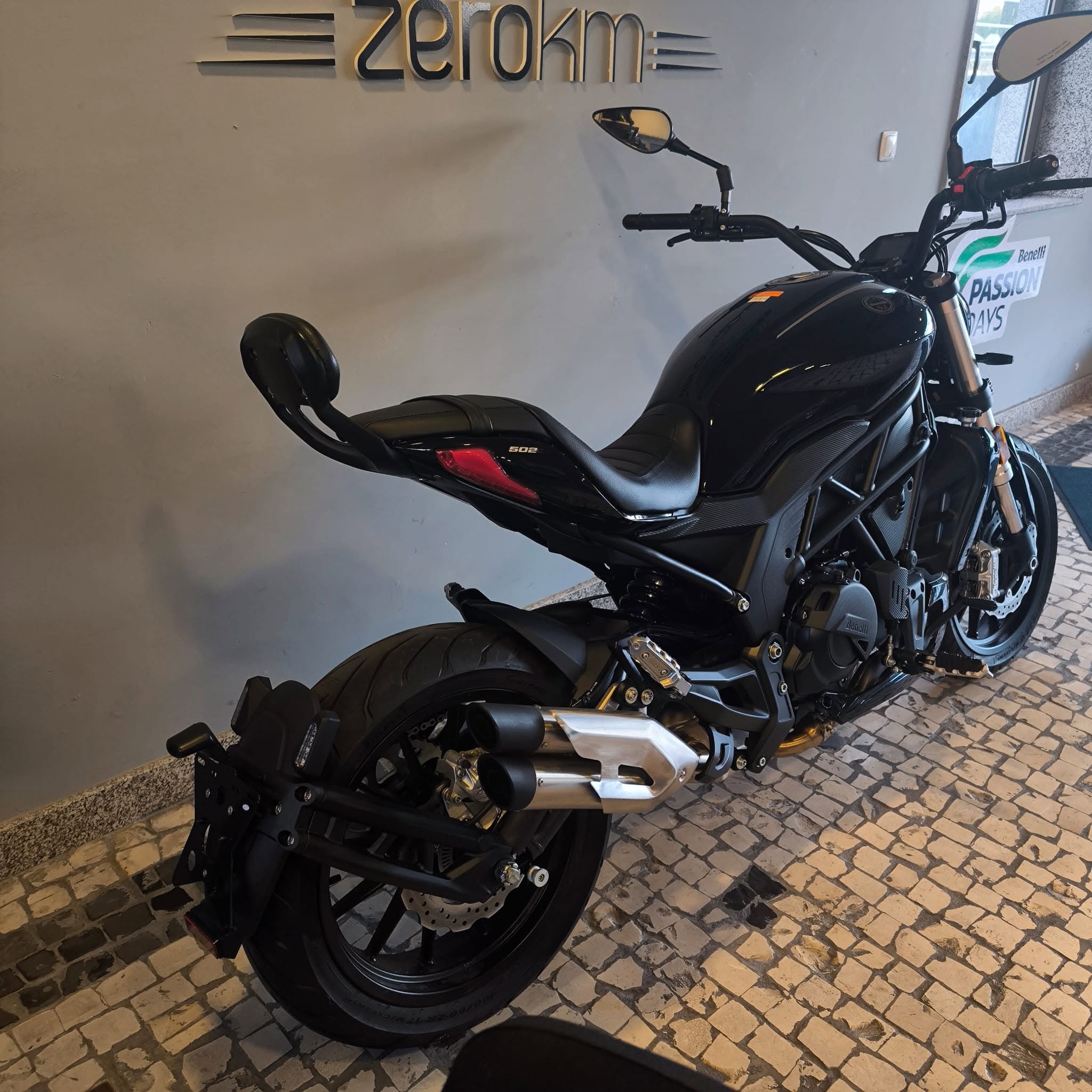 https://zero-km.pt/ZeroKm/Produtos/502c 4.jpg